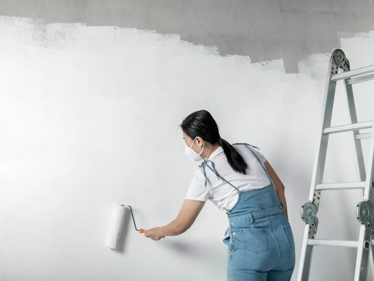 repaint before selling house