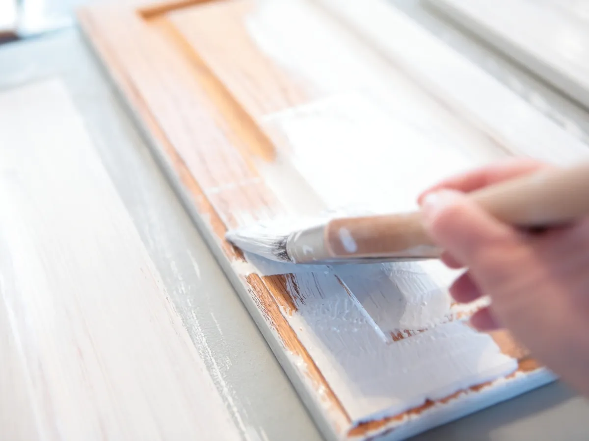 best paint colours for resale